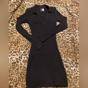 Women’s fitted-body dress